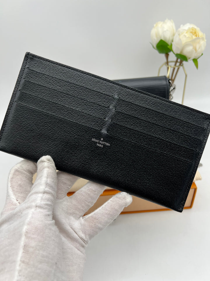 LOUIS VUITTON FELICIE EPI LEATHER