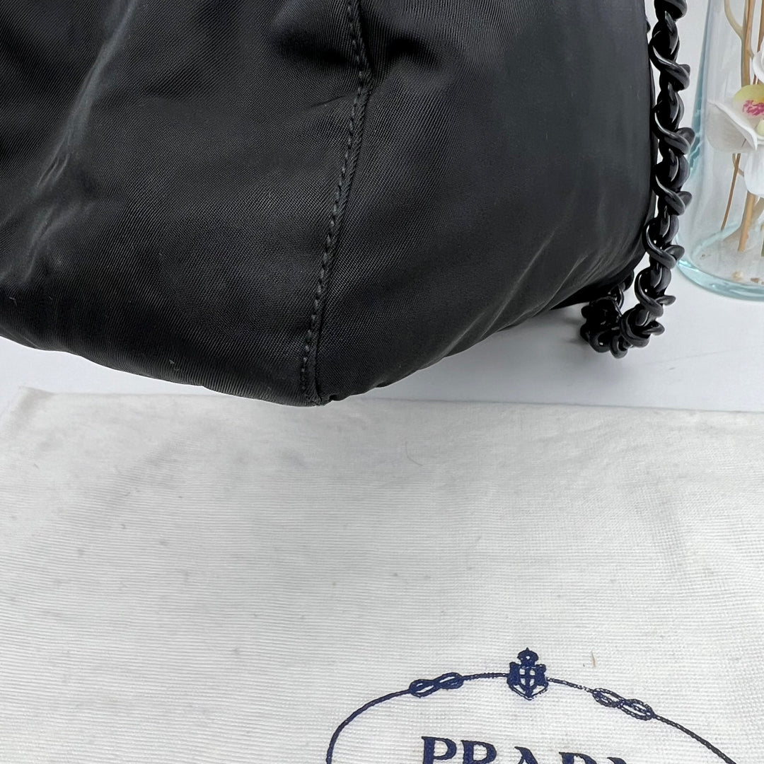 PRADA NYLON QUILTED CHAIN BaG