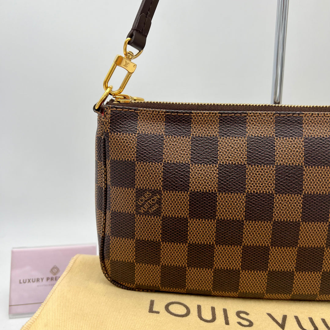 LOUIS VUITTON DAMIER EBENE POCHETTE ACCESSOIRES (new model)