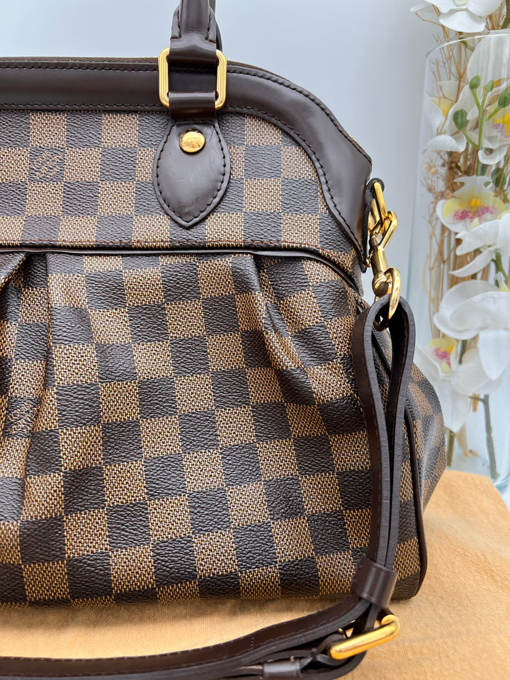 LOUIS VUITTON DAMIER TREVI PM