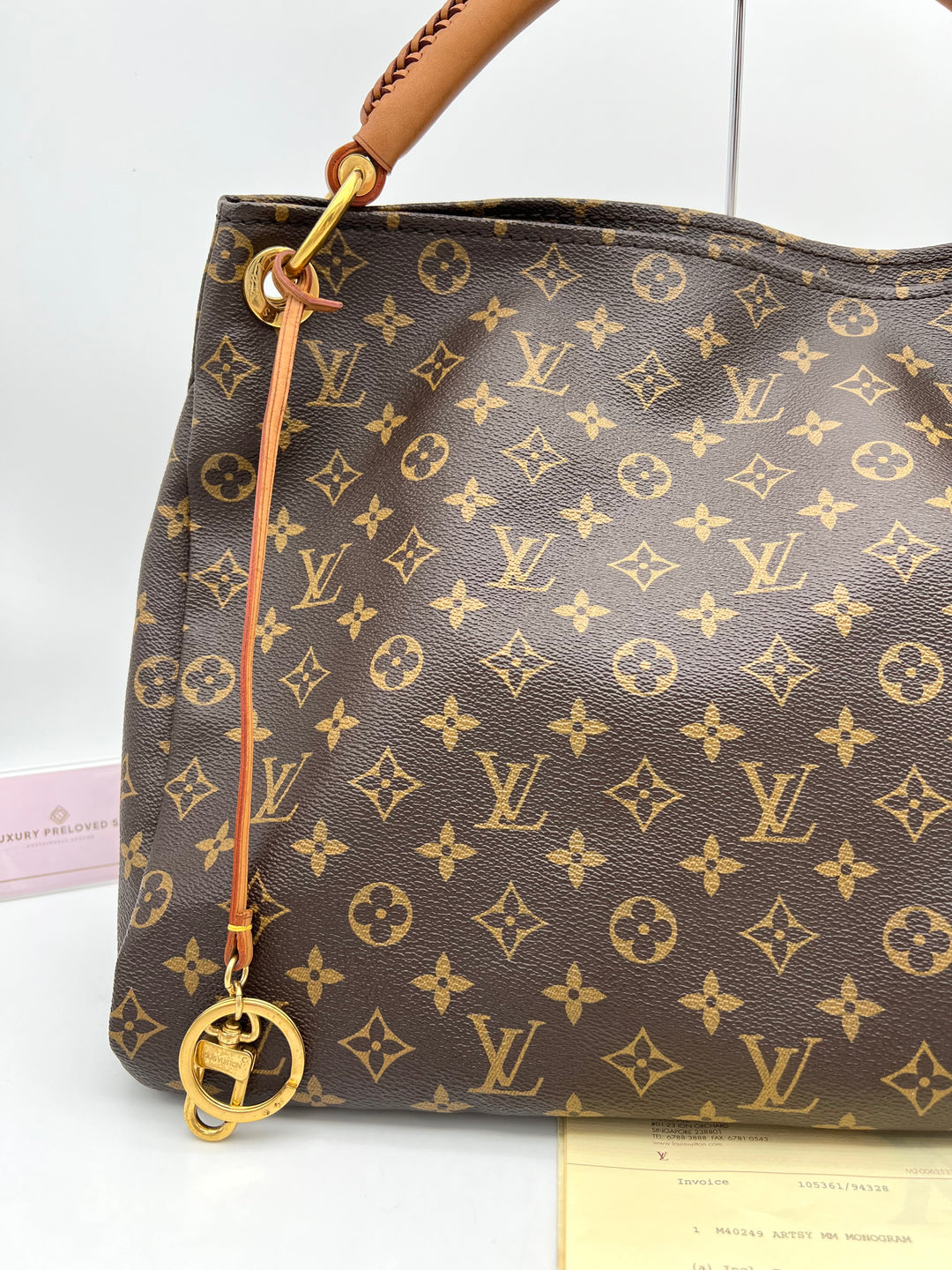 LOUIS VUITTON ARTSY MONOGRAM MM