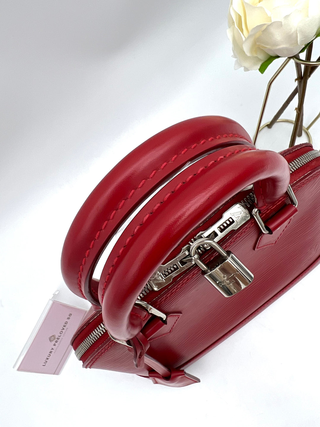 LOUIS VUITTON ALMA BB EPI