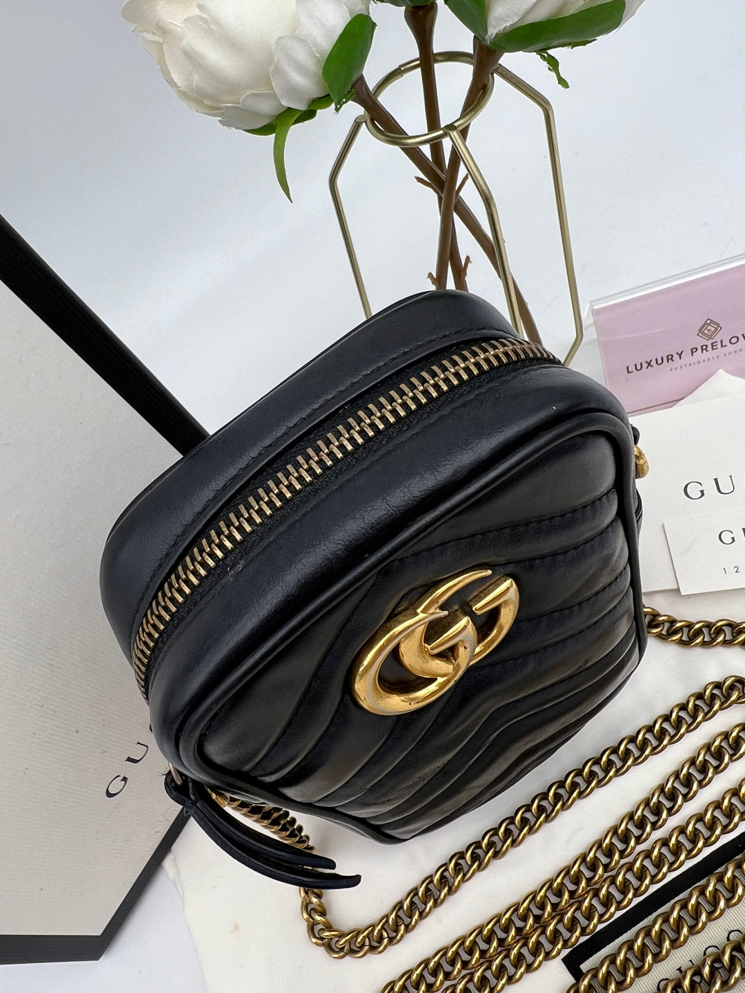 GUCCI GG MARMONT SMALL CHAIN SHOULDER BAG