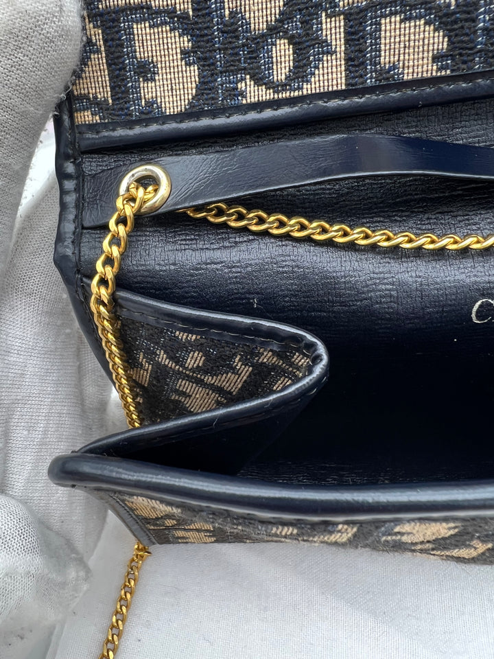 CHRISTIAN DIOR VINTAGE SHOULDER CHAIN BAG