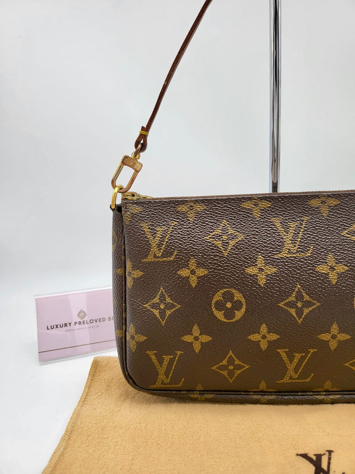 LOUIS VUITTON POCHETTE ACCESSORIES MONOGRAM