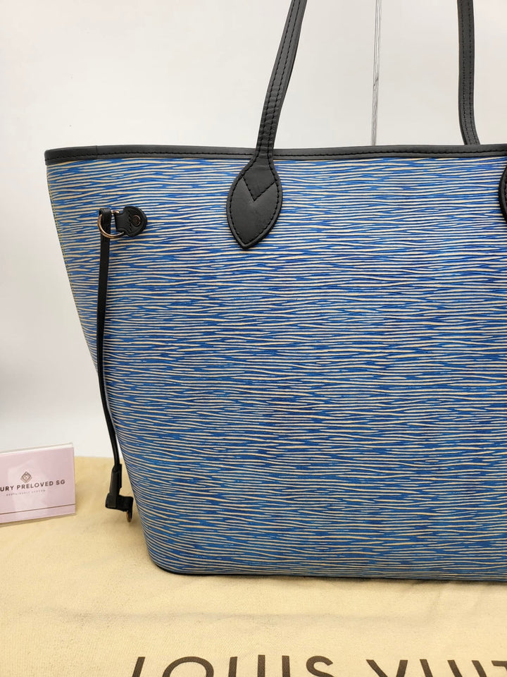 LOUIS VUITTON NEVERFULL MM EPI W/ POUCH