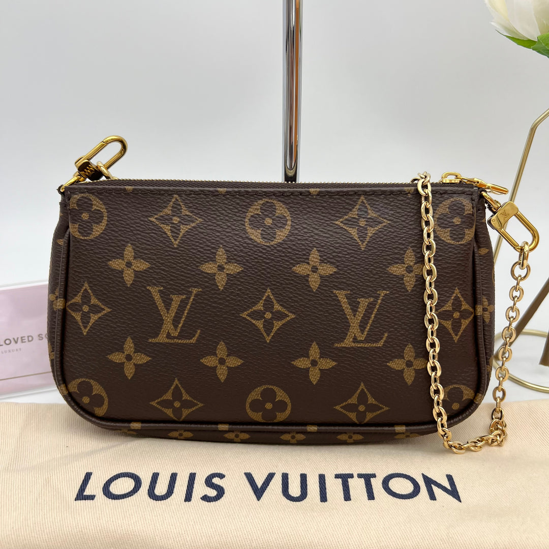 LOUIS VUITTON MULTI POCHETTE