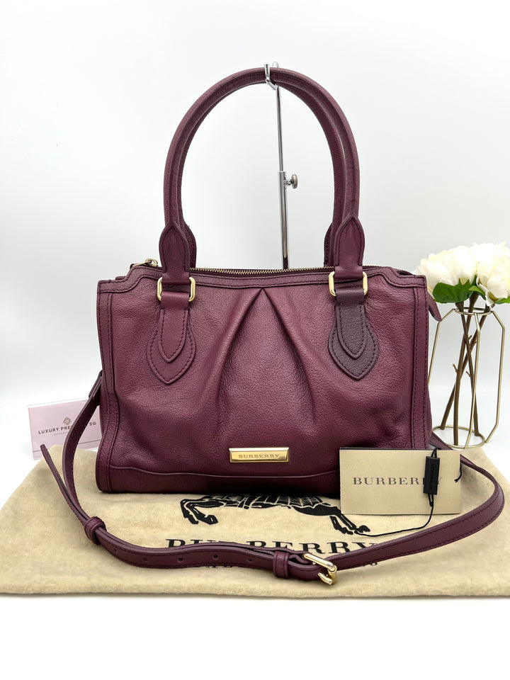 BURBERRY LONDON PURPLE GRAINED SMALL SHOULDER BAG