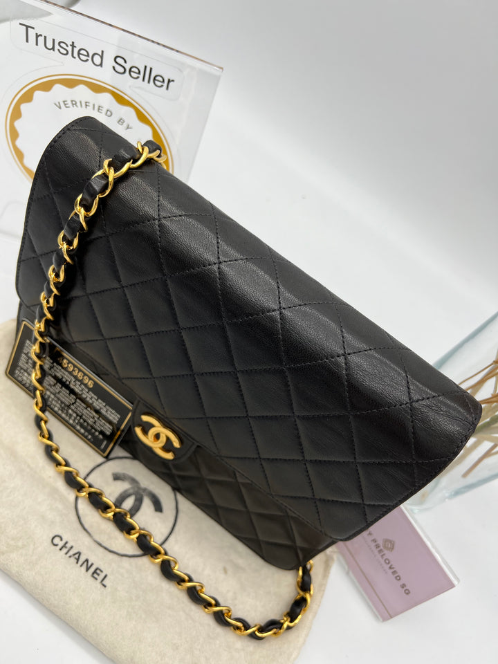 CHANEL BLACK MATALESSE PUSH LOCK CHAIN SHOULDER BAG