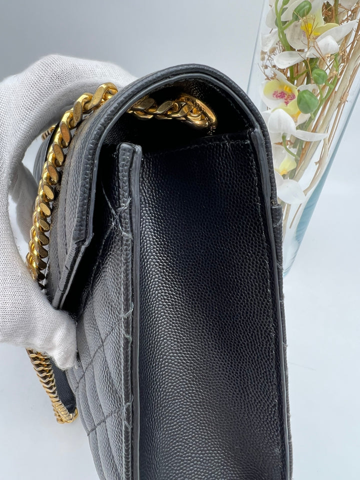YVES SAINT LAURENT MEDIUM ENVELOPE LEATHER GHW