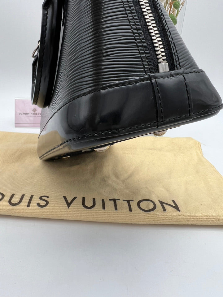 LOUIS VUITTON ALMA BB EPI