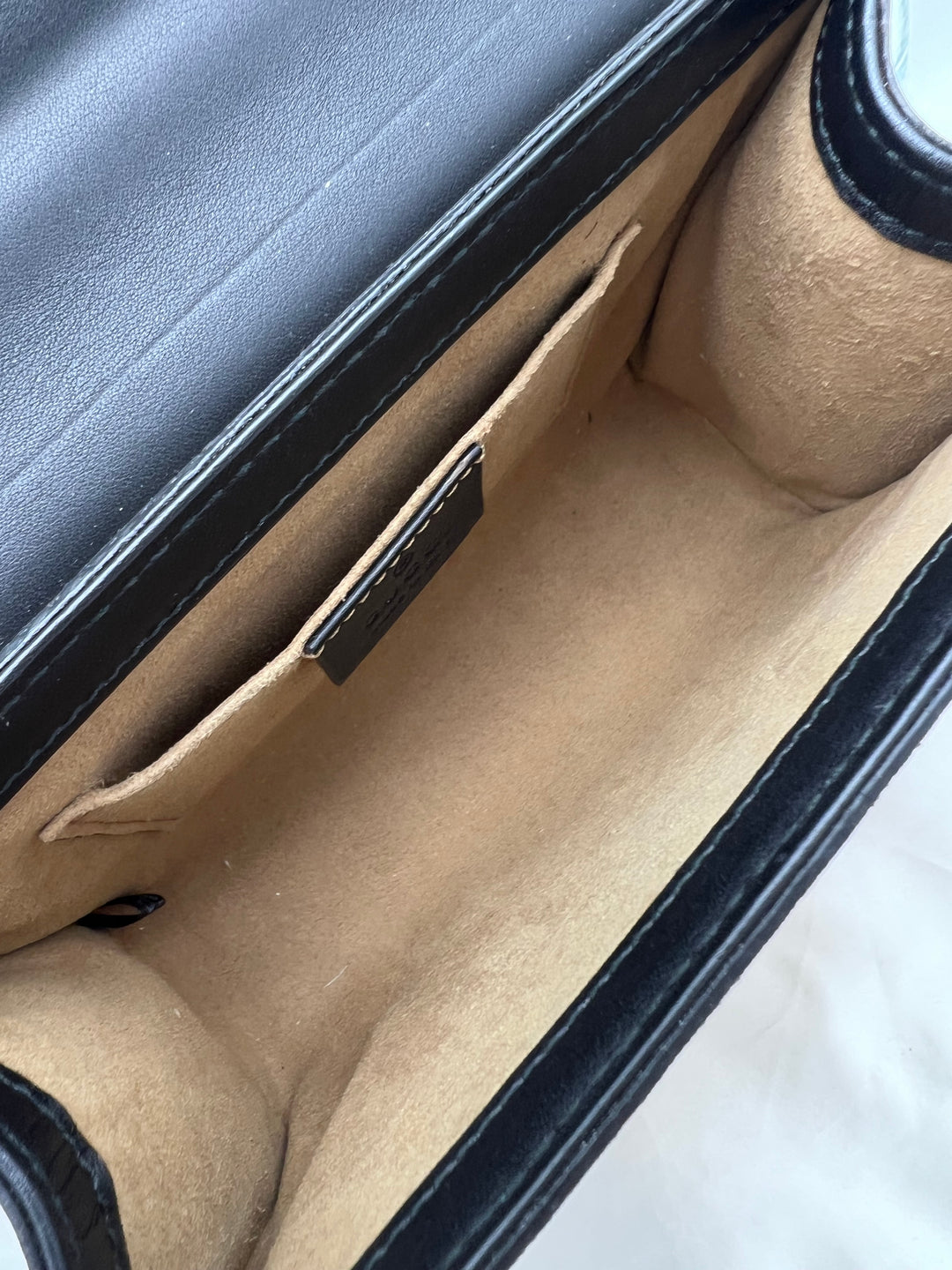 GUCCI PADLOCK GG SUPREME BAG