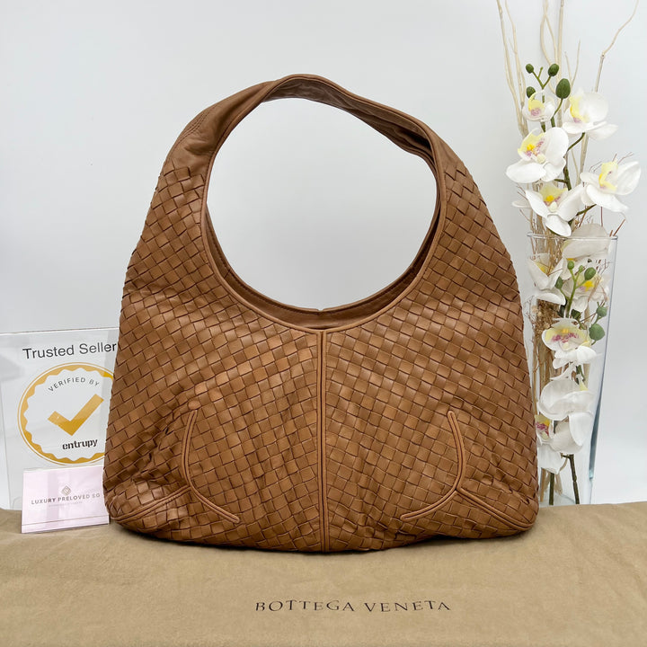 BOTTEGA VENETA INTRECCIATO SHOULDER BAG