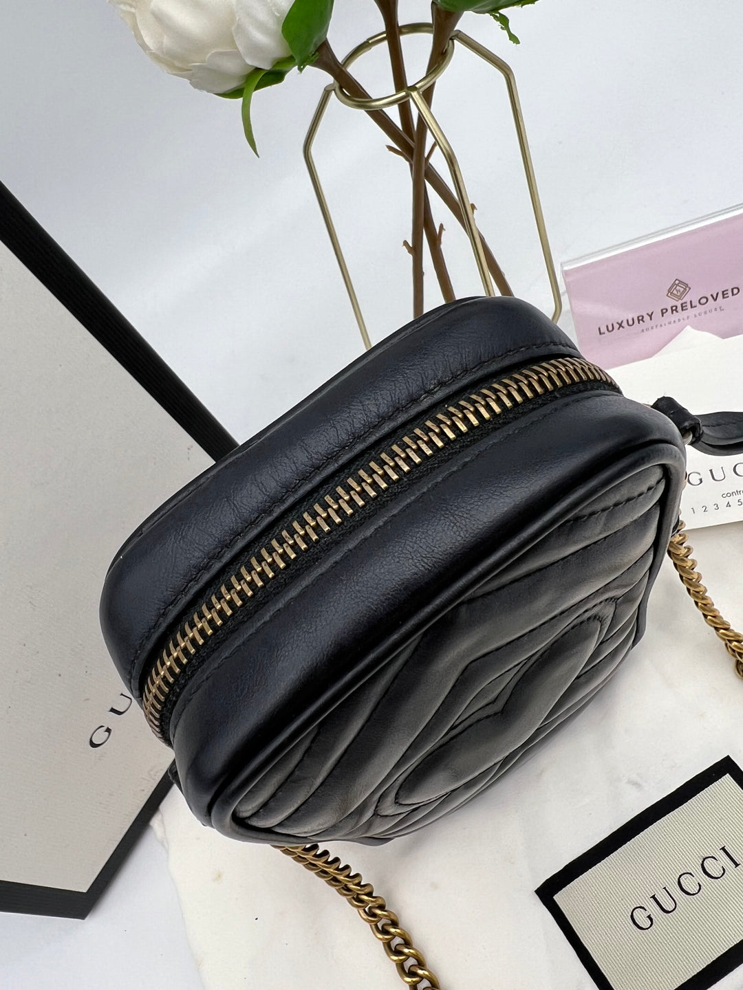 GUCCI GG MARMONT SMALL CHAIN SHOULDER BAG
