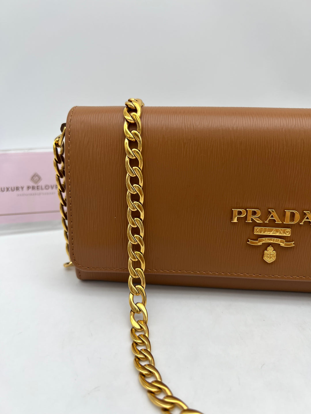 PRADA SAFFIANO WALLET ON CHAN