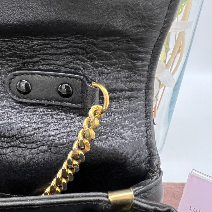 CELINE VINTAGE TRIOMPHE LEATHER GHW CHAIN BAG