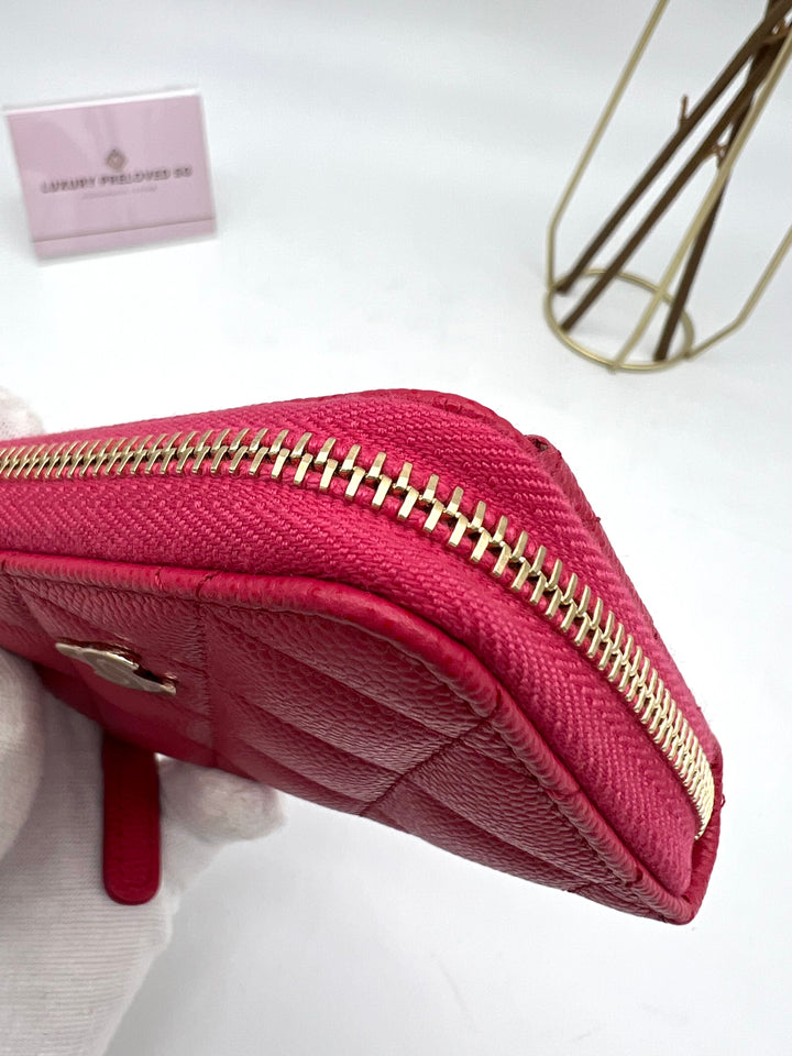 CHANEL CLASSIC ZIP COIN WALLET