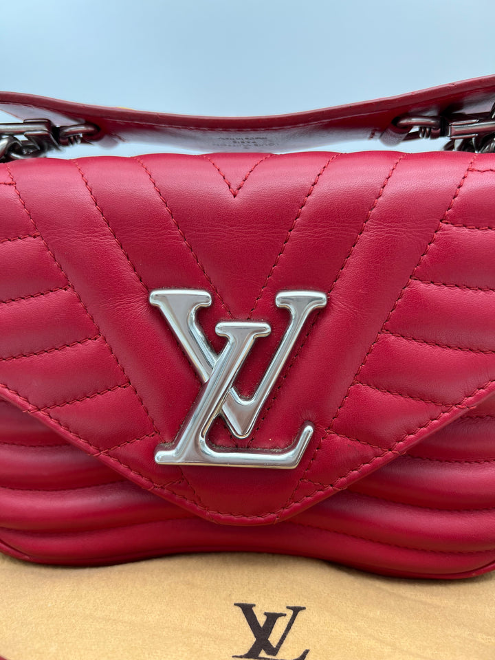 LOUIS VUITTON NEW WAVE CHAIN SHOULDER BAG
