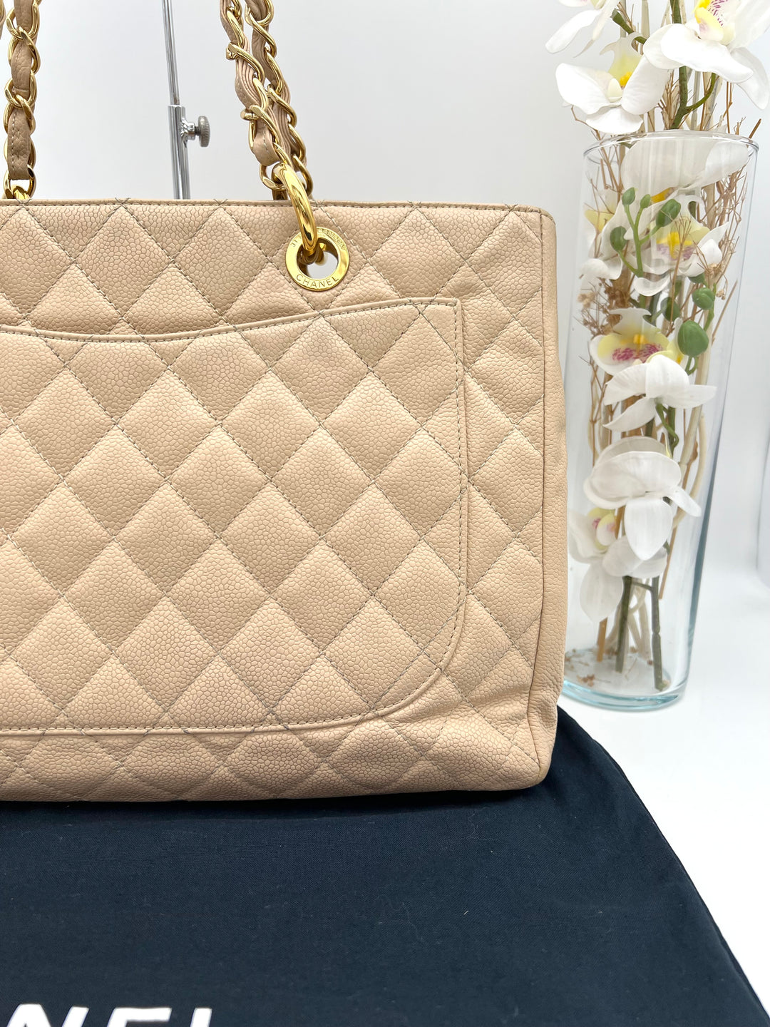 CHANEL SOFT CAVIAR GST