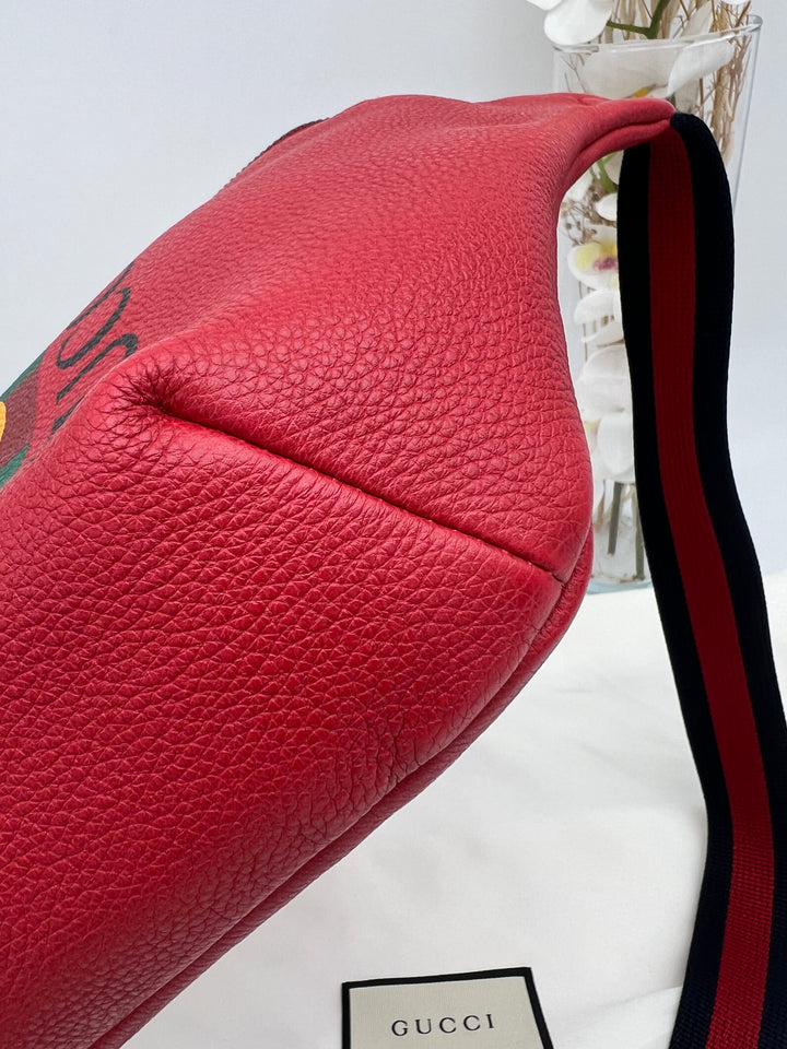 GUCCI RED LEATHER RETRO BELT BAG