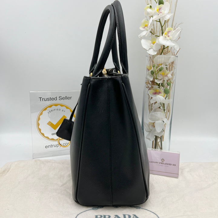 PRADA SAFFIANO LUX 2 WAY