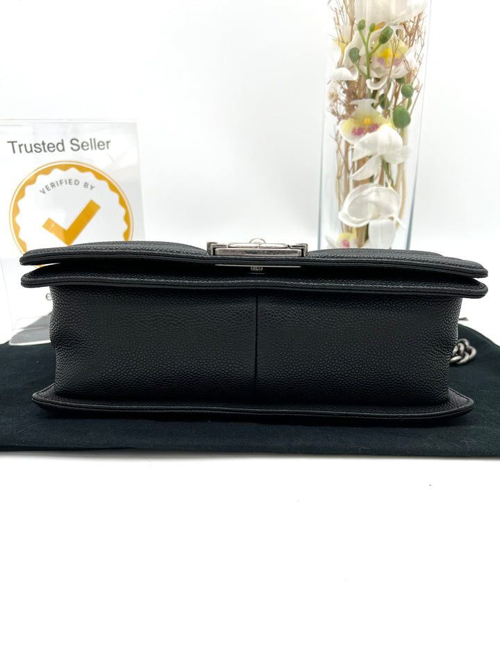 CHANEL CAVIAR OLD MEDIUM BOY