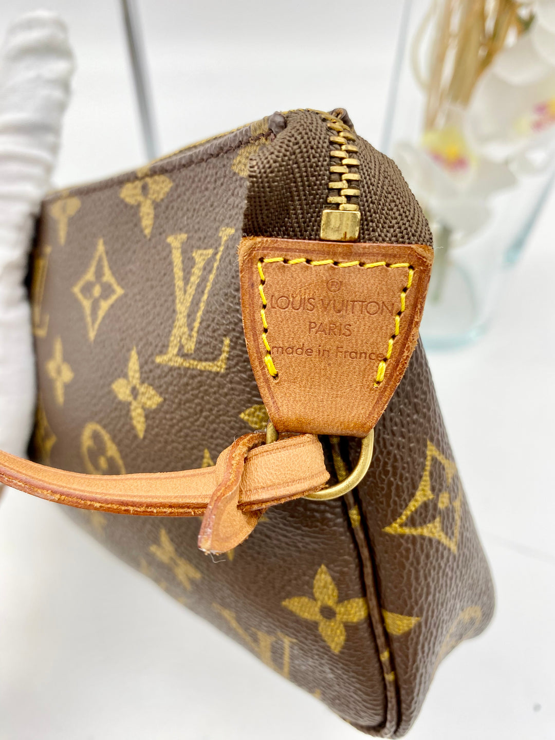 LOUIS VUITTON POCHETTE ACCESSOIRES MONOGRAM