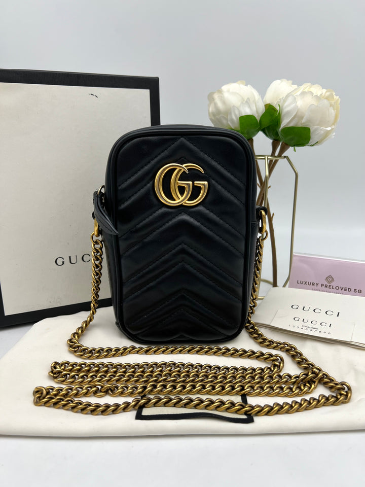 GUCCI GG MARMONT SMALL CHAIN SHOULDER BAG