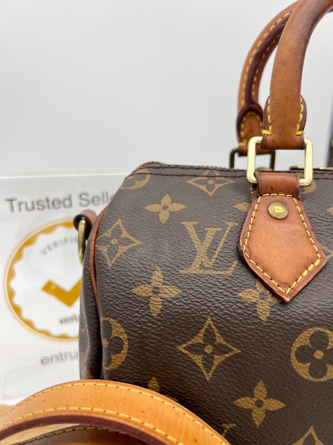 LOUIS VUITTON BANDOLIER SPEEDY 25 MONOGRAM