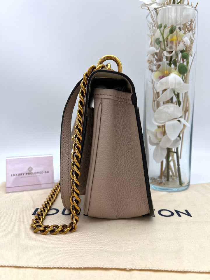 LOUIS VUITTON LOCKME CHAIN PM