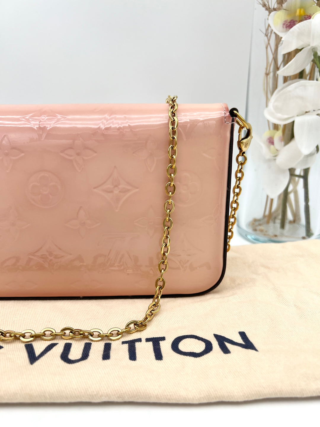 LOUIS VUITTON FELICIE IN PINK PATENT LEATHER