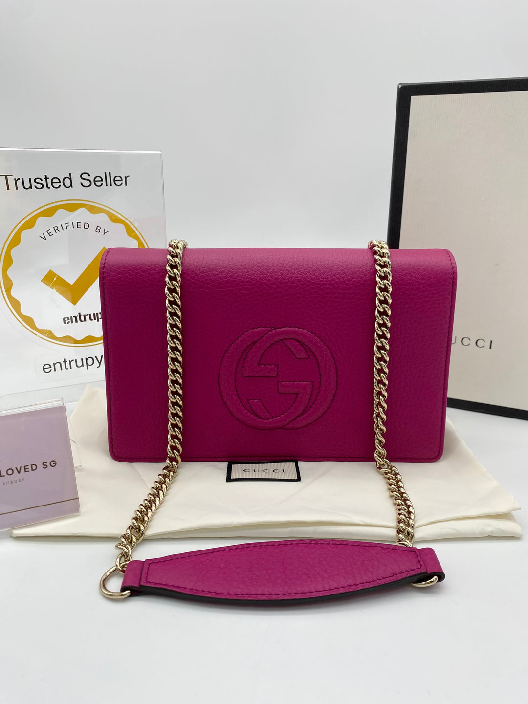 GUCCI GG SOHO WALLET ON CHAIN