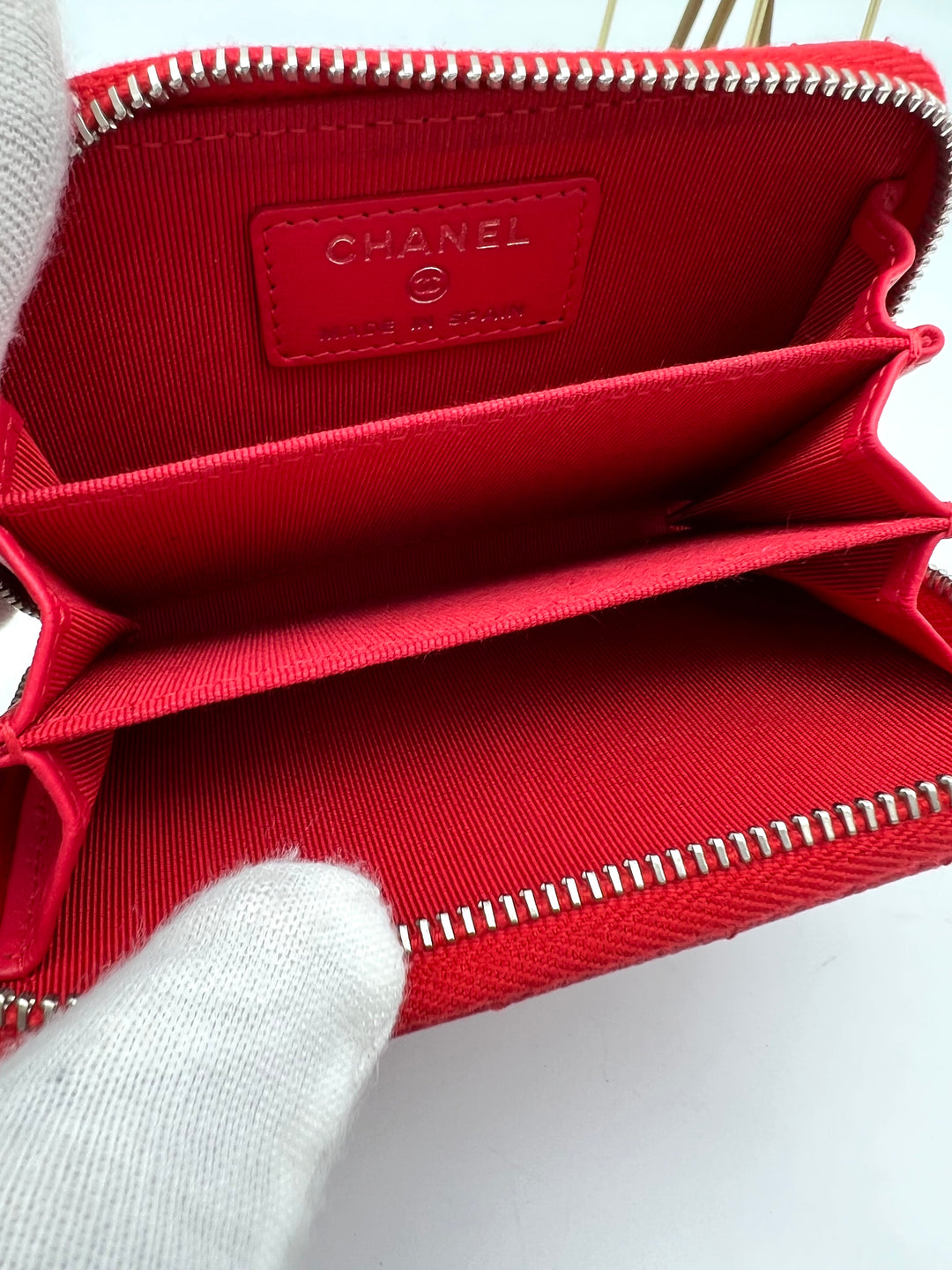 CHANEL CHEVRON ZIP COIN WALLET