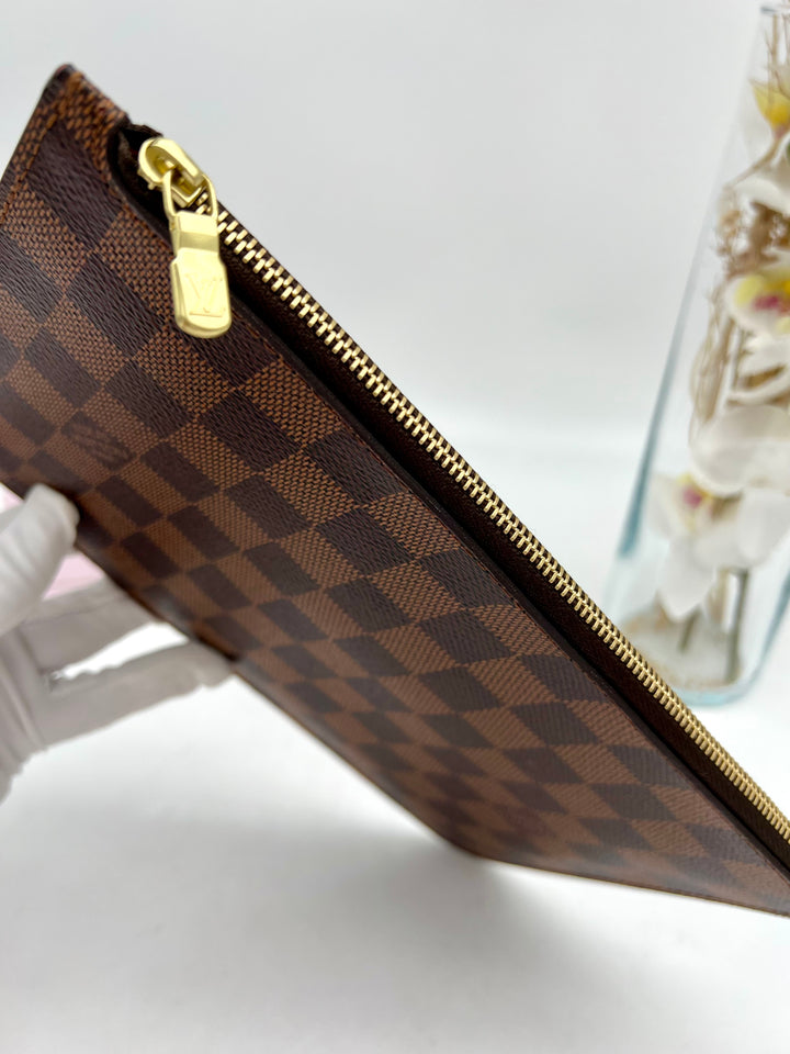 LOUIS VUITTON NEVERFULL MM DAMIER POUCH
