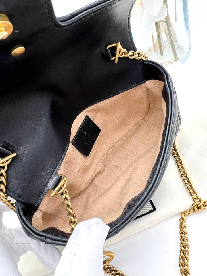 GUCCI GG MARMONT SUPER MINI METALASSE BLACK