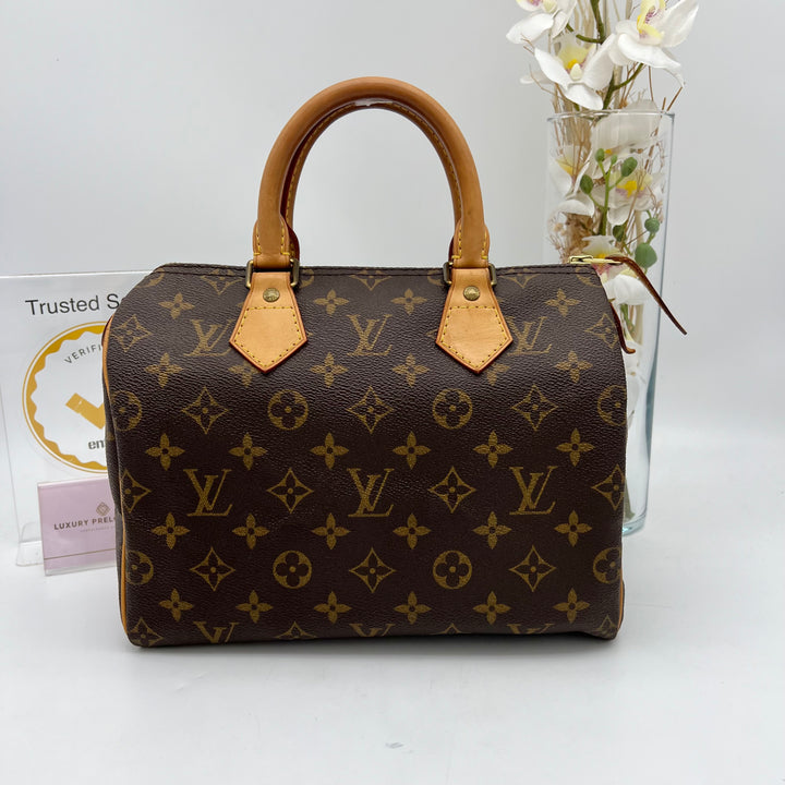 LOUIS VUITTON SPEEDY 25 MONOGRAM