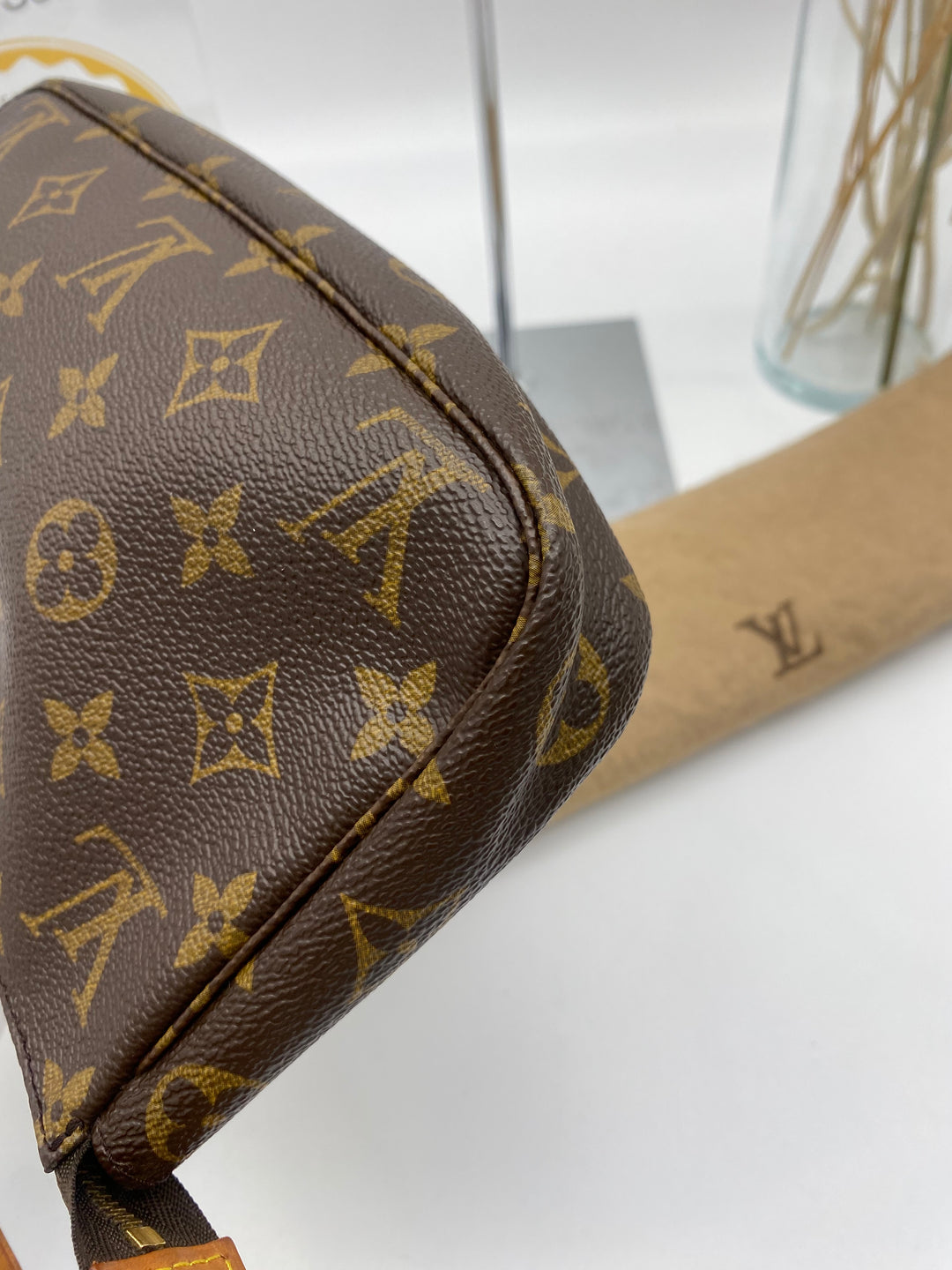 LOUIS VUITTON POCHETTE ACCESSOIRES MONOGRAM