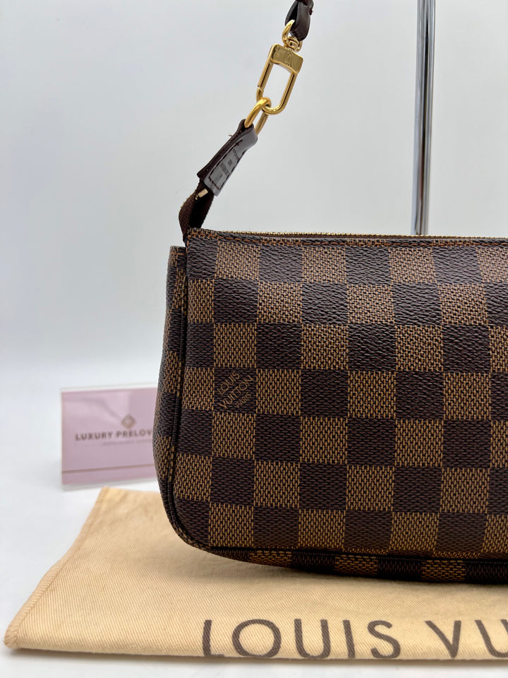 LOUIS VUITTON POCHETTE ACCESSORIES DAMIER