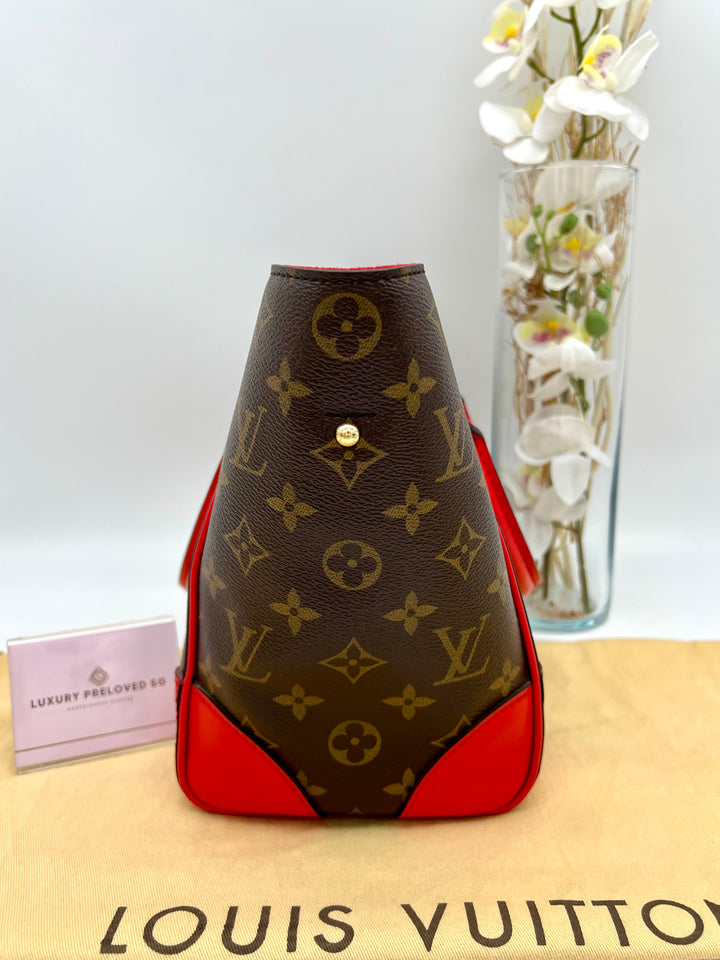 LOUIS VUITTON PHENIX PM