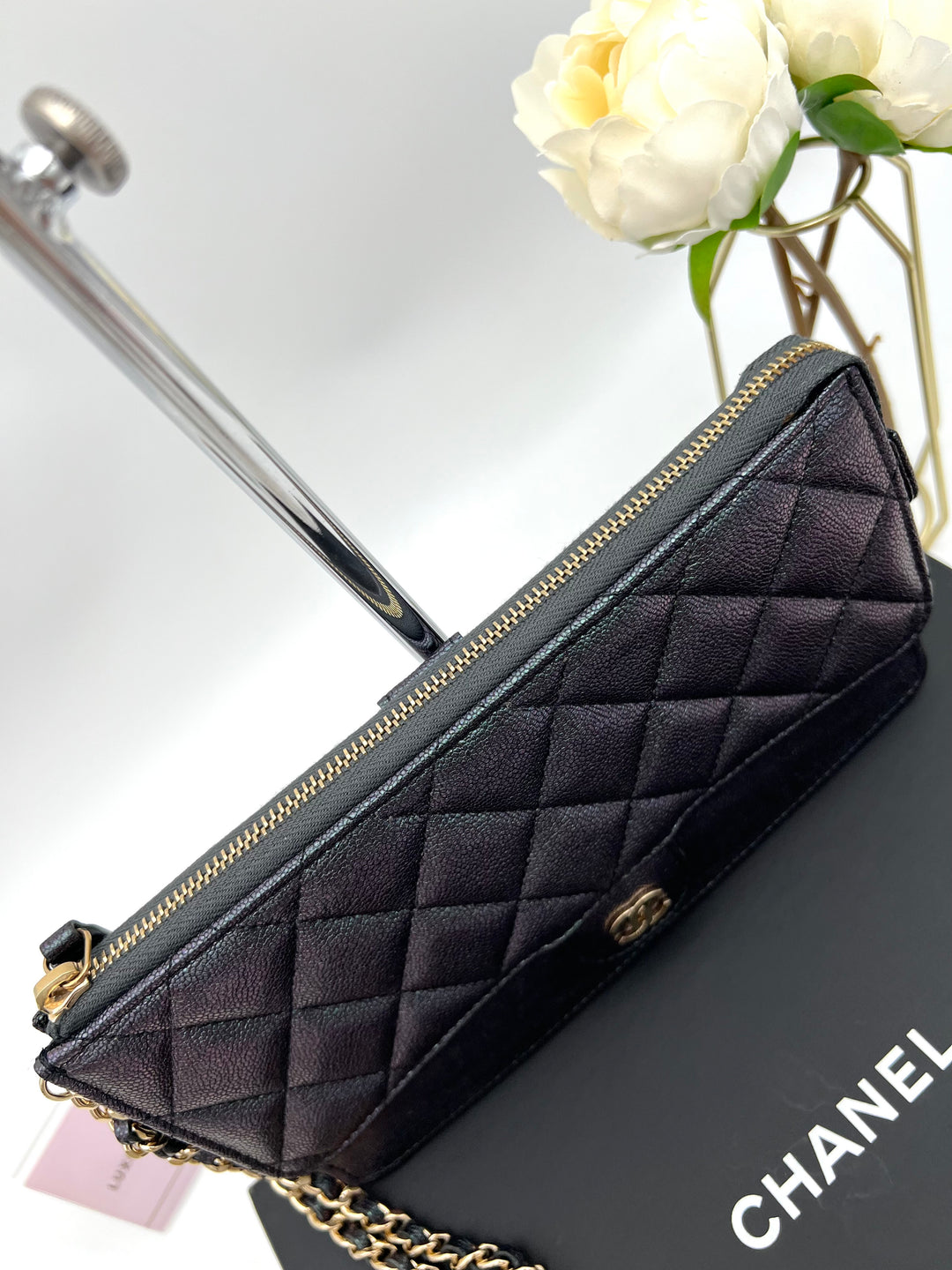 CHANEL CAVIAR CHAIN WRISTLET GHW