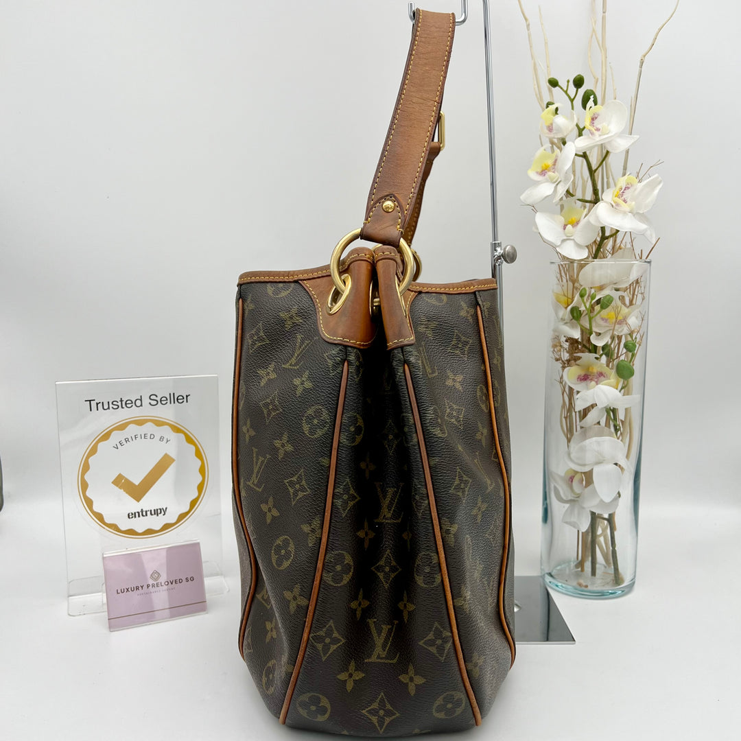 LOUIS VUITTON GALLIERA MM