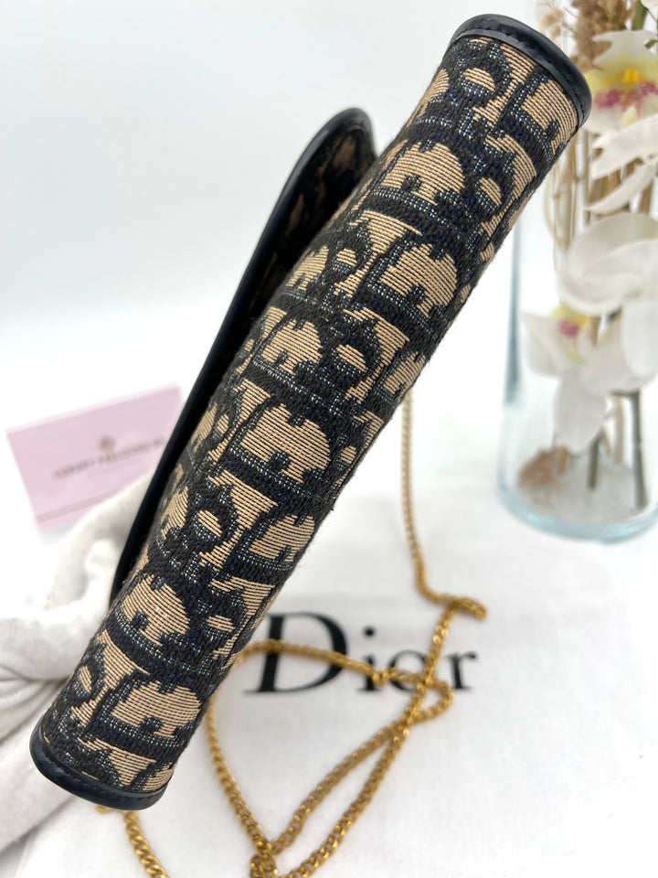 CHRISTIAN DIOR VINTAGE SHOULDER CHAIN BAG