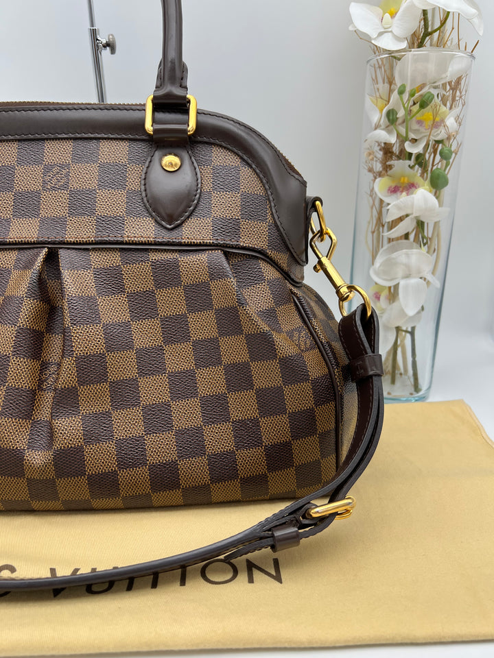 LOUIS VUITTON DAMIER TREVI PM