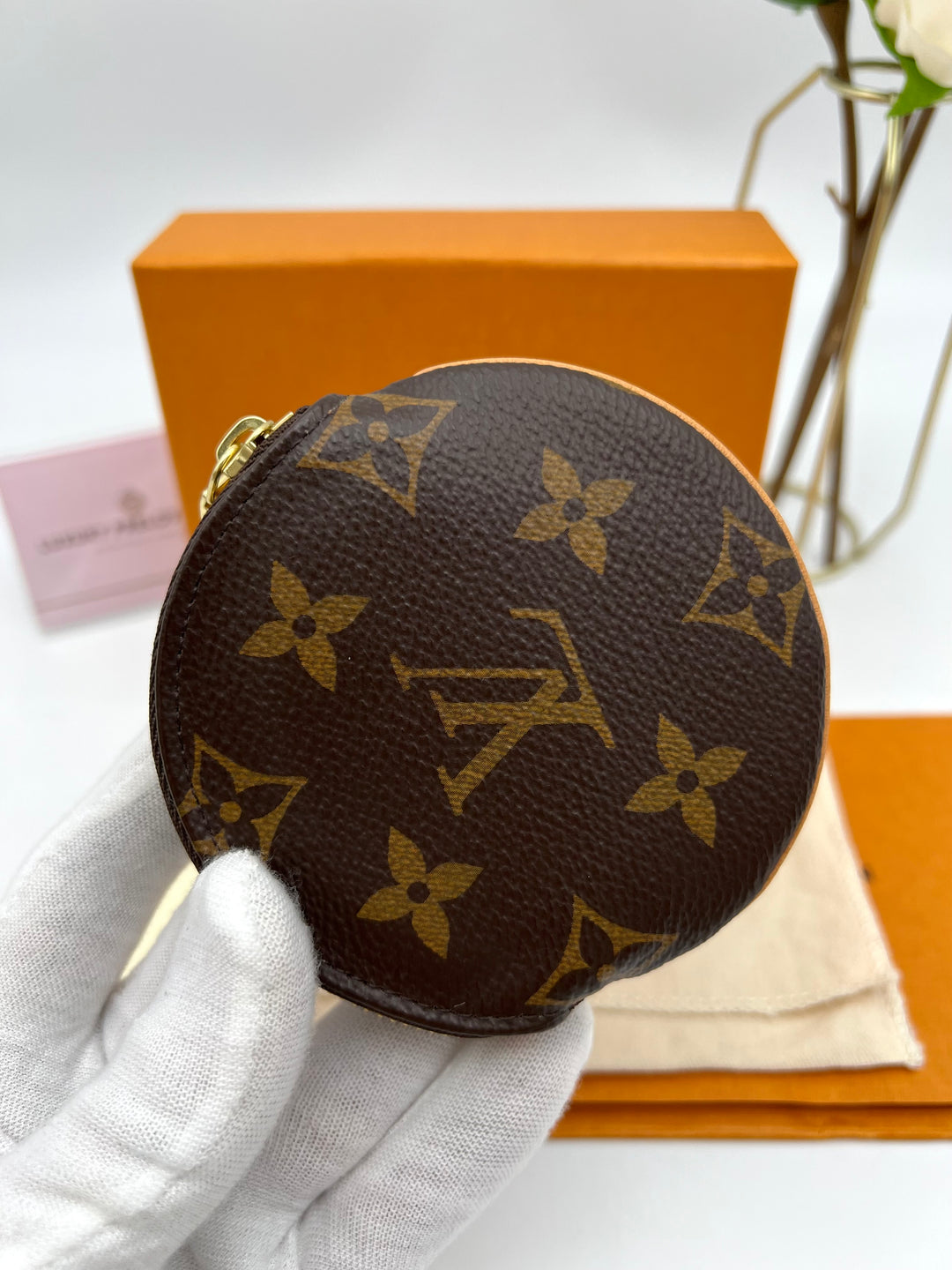 LOUIS VUITTON ROUND COIN PURSE MONOGRAM