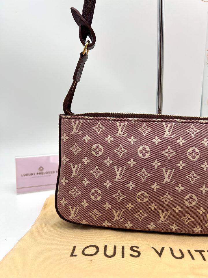 LOUIS VUITTON POCHETTE ACCESSORIES IDYLLE