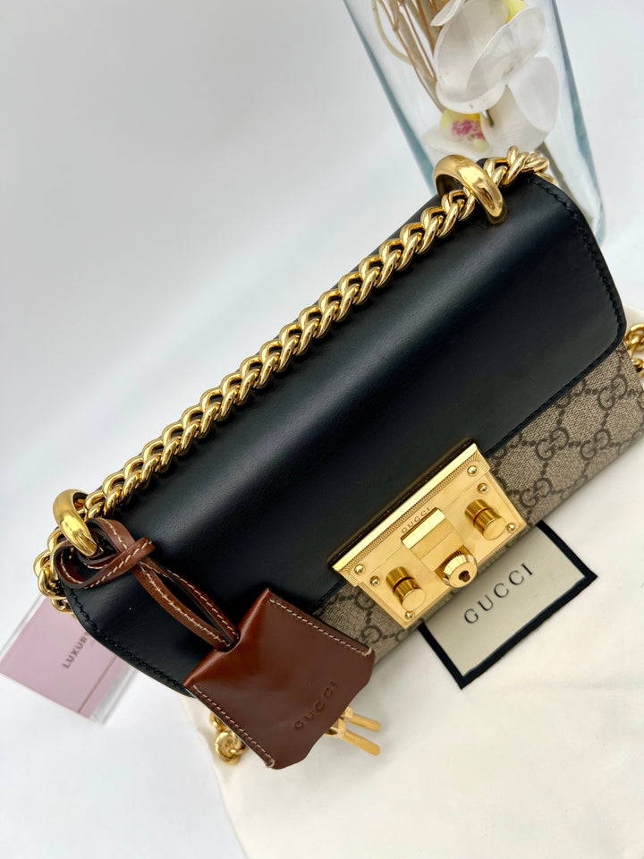 GUCCI PADLOCK GG SUPREME BAG