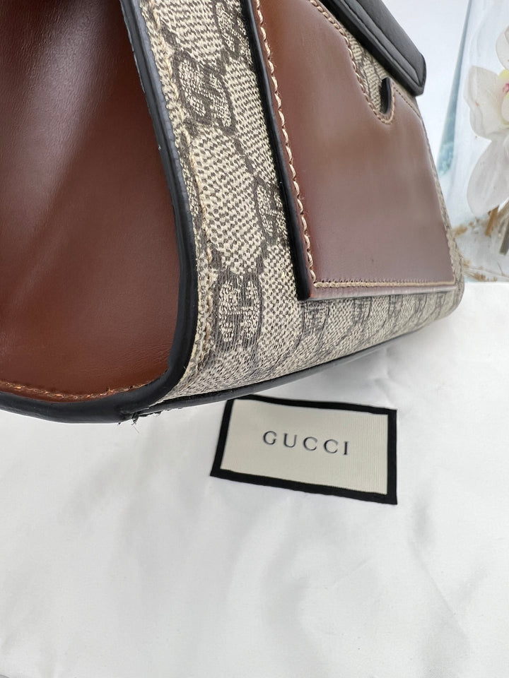 GUCCI PADLOCK GG SUPREME BAG