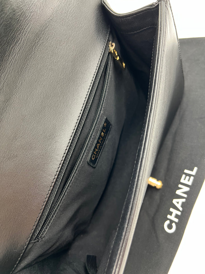 CHANEL LAMBSKIN NEW MEDIUM BOY GHW