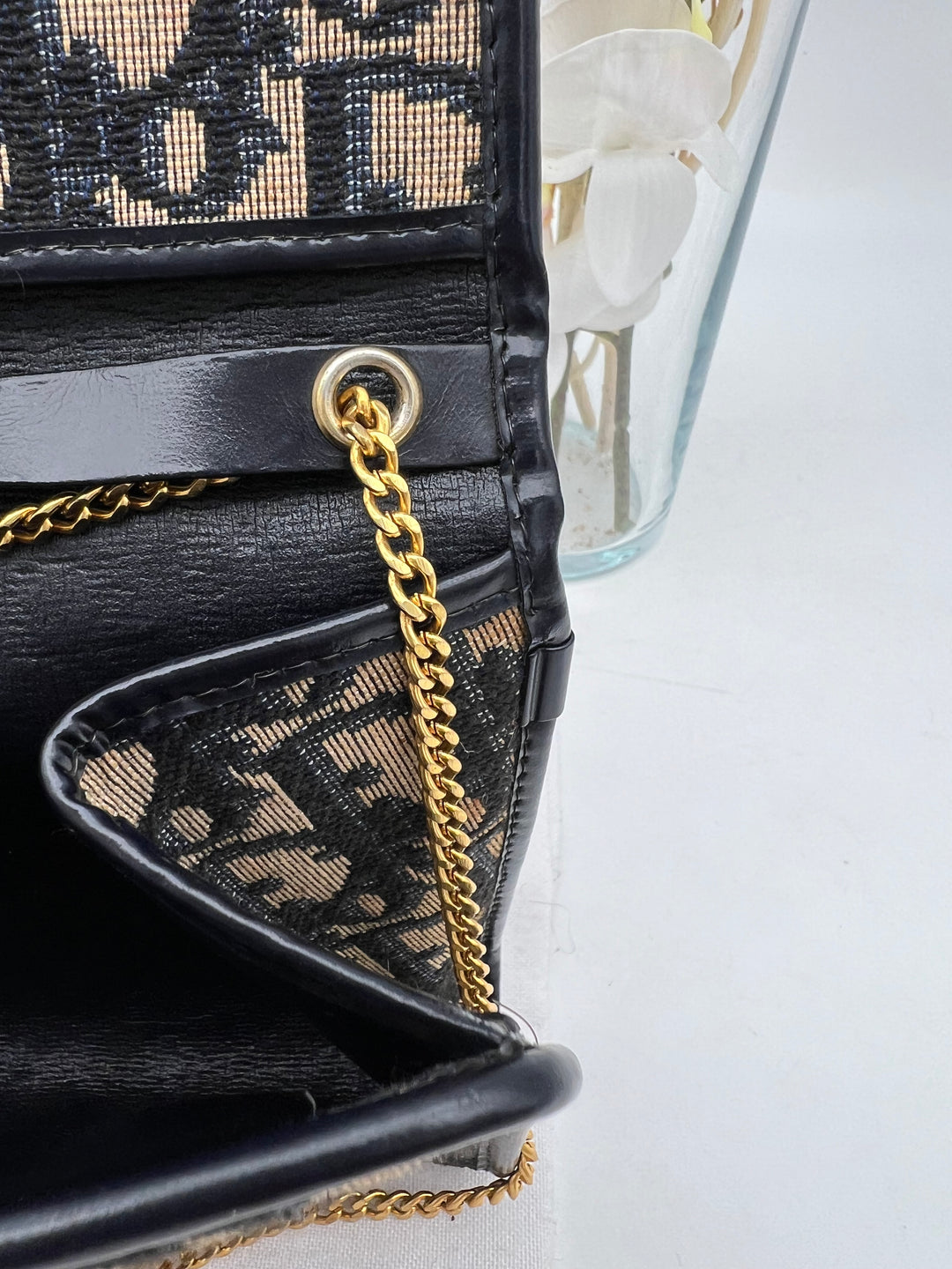 CHRISTIAN DIOR VINTAGE SHOULDER CHAIN BAG