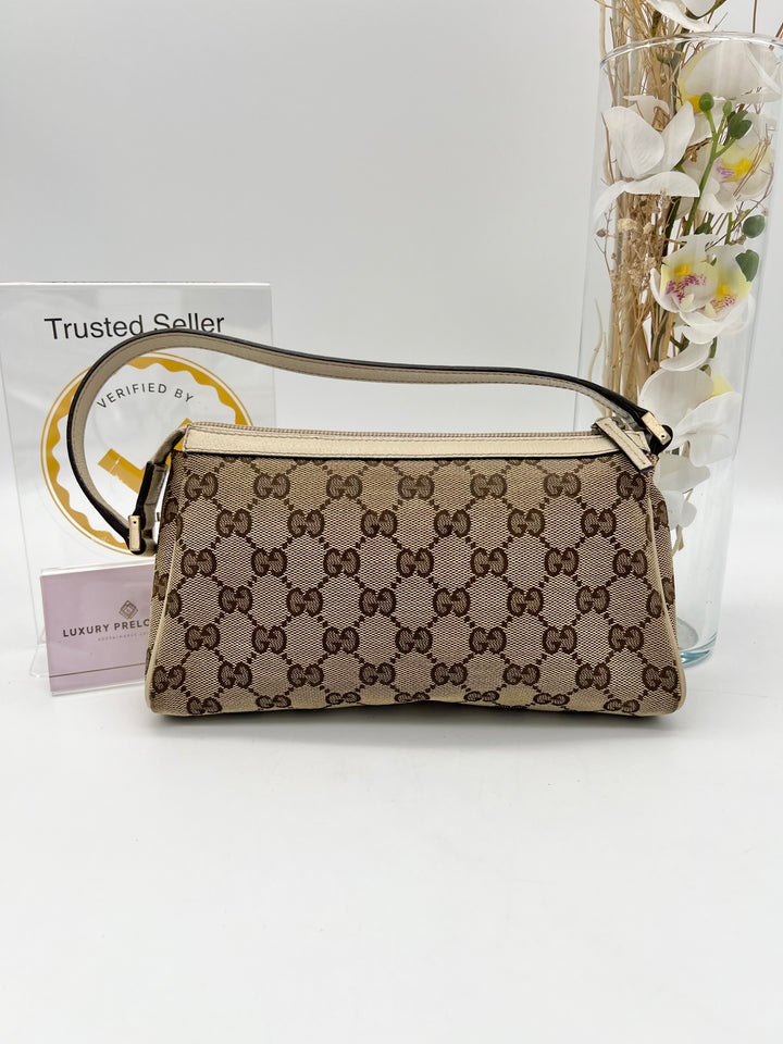 GUCCI VINTAGE GG CANVAS BAGUETTE